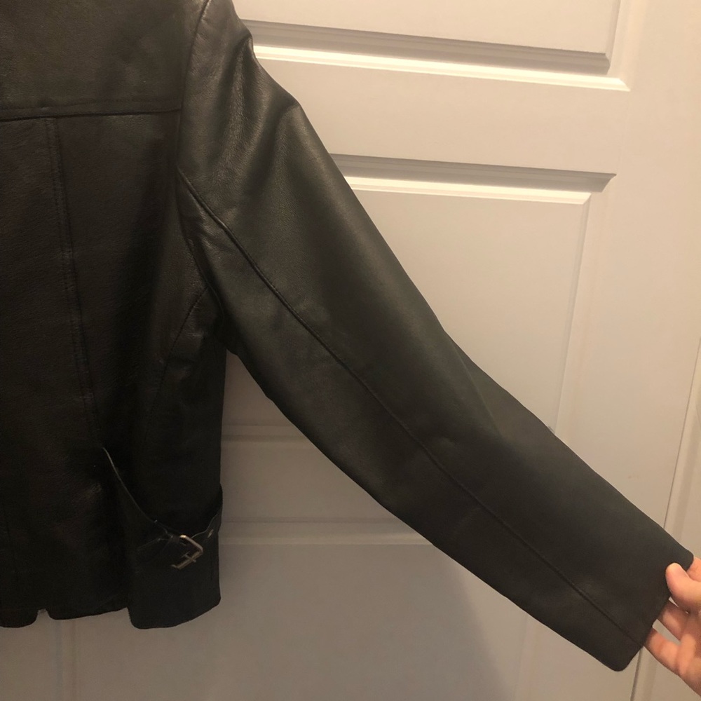 💖 VINTAGE MAURICES BLACK LEATHER JACKET w/ buckle details - PRISTINE! Size L - Picture 11 of 16